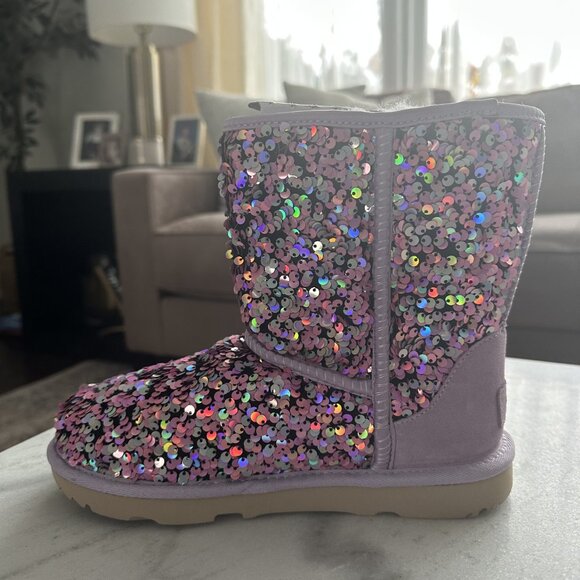 UGG Classic Stellar Sequin Boots Lilac - Girls - Size 4 - NEW IN BOX - Picture 4 of 5